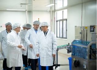 國機集團黨委副書記、總經(jīng)理羅乾宜調(diào)研樂珠制藥